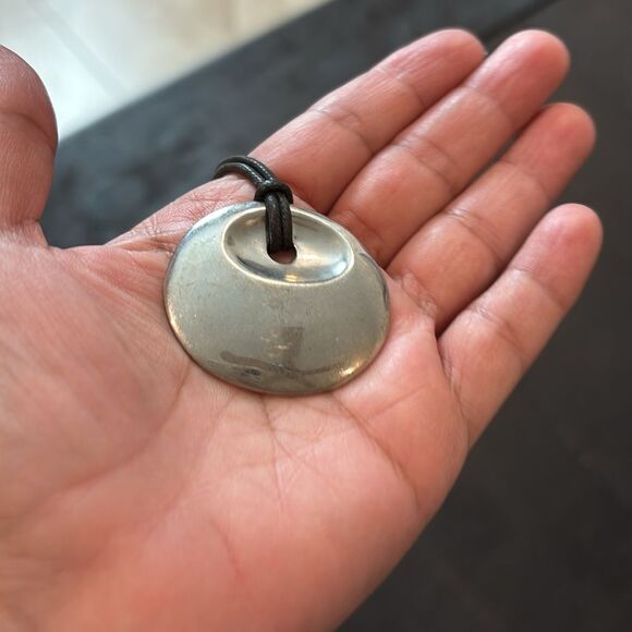 Lia Sophia Silver Medallion Leather Necklace - Picture 5 of 7